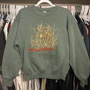 Vintage 90s Ducks Unlimited Hide and Seek Deer Sweatshirt, Jerzees Super Sweats,